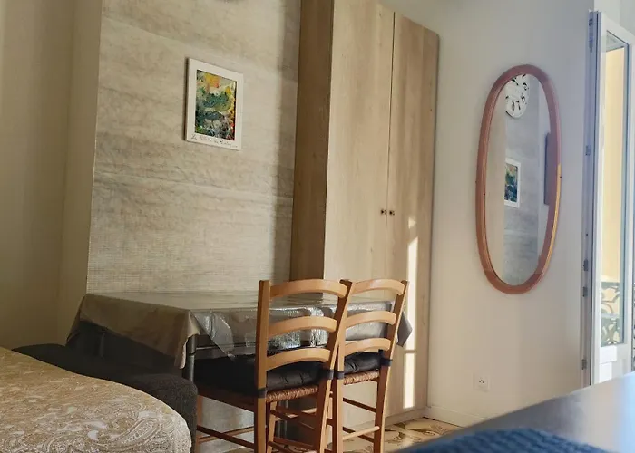 Séjour chez l'habitant Hypercentre Jean Medecin *
